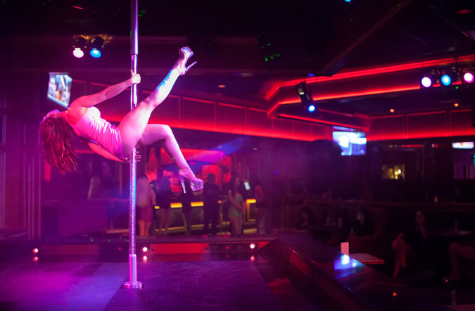 strip_club_2.jpg