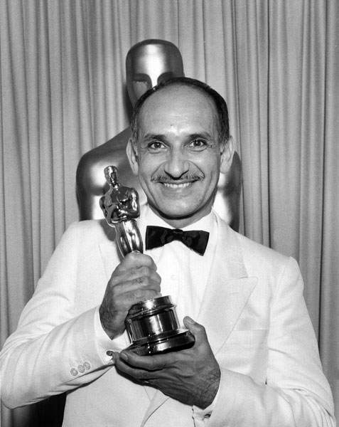 1983_02_actor_kingsley_big.jpg