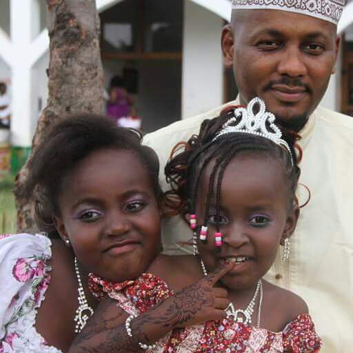 Ahmed-Darweshs-daughters-1.jpg