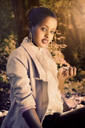 Amina1