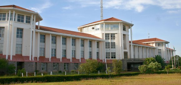 Moi-University