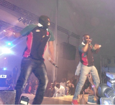 DJ CLEO SHOWING THE RUGBY TEAM LOVE