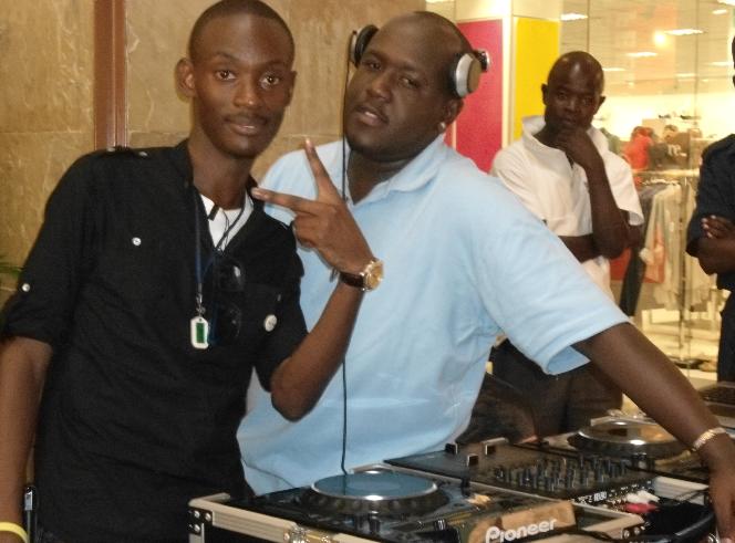 DJ