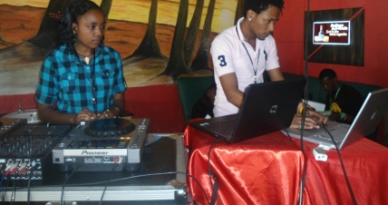 DJ Tabby learning from the best
