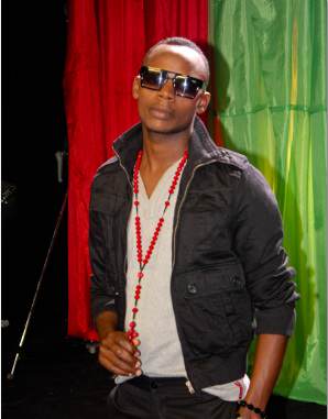 JIMMY GAIT CLOSE-UP