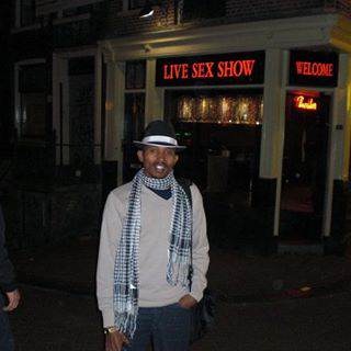 MOHA_LIVE_SX.jpg