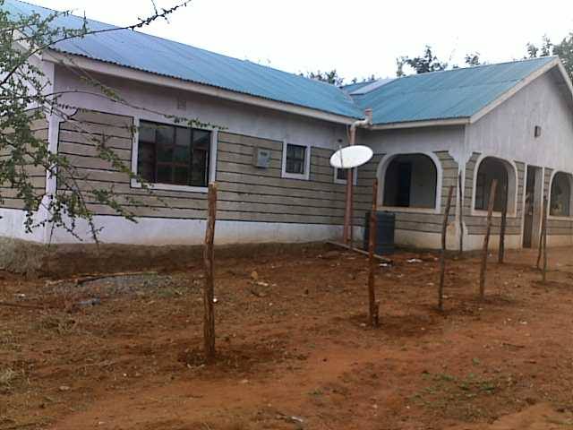 Nyota_Ndogo_hse.jpg