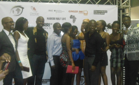 PREMIER CAST 1
