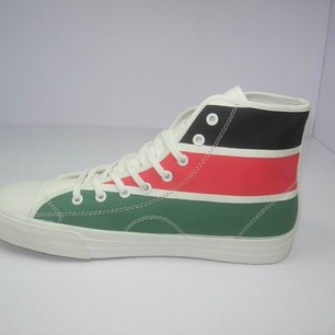 SNEAKER_4.jpg