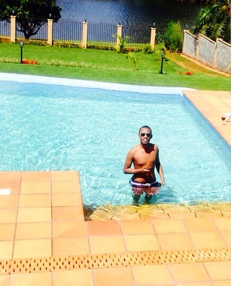 alvin_pool1.jpg