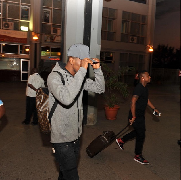 cele6578grandd.jpg