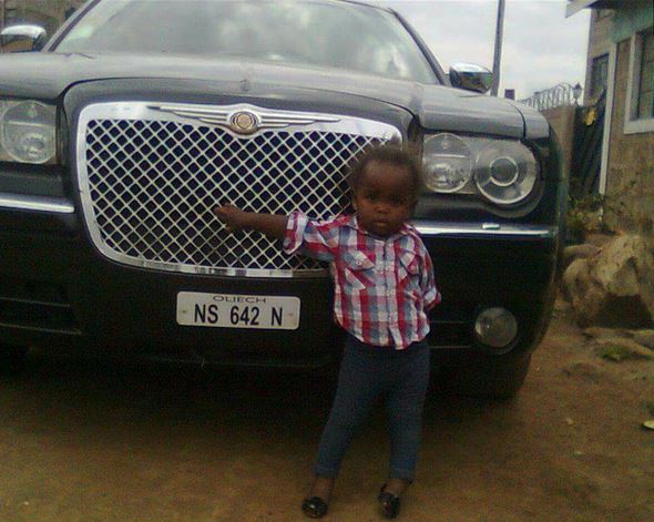 girl_oliech.JPG