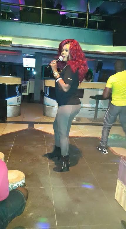 lady_moureen_3.jpg