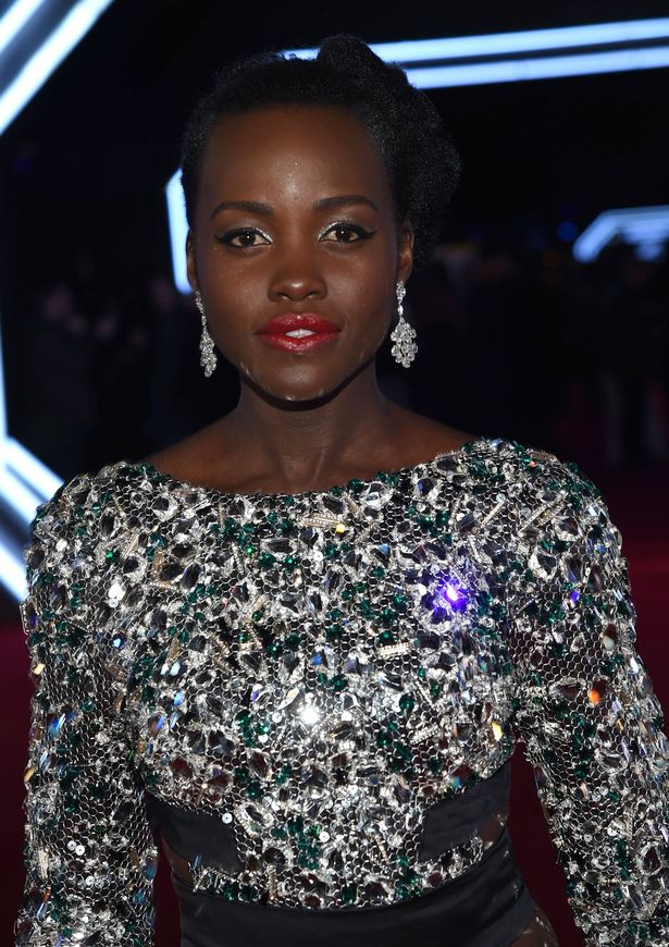 lupita_hot_2.jpg