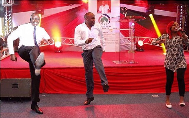 ruto_dancing.jpg