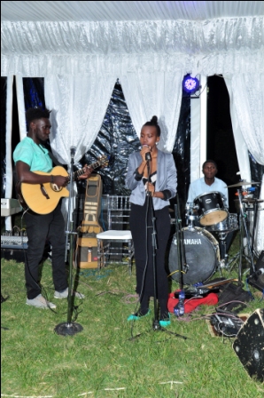sage_performs_at_after_party.JPG