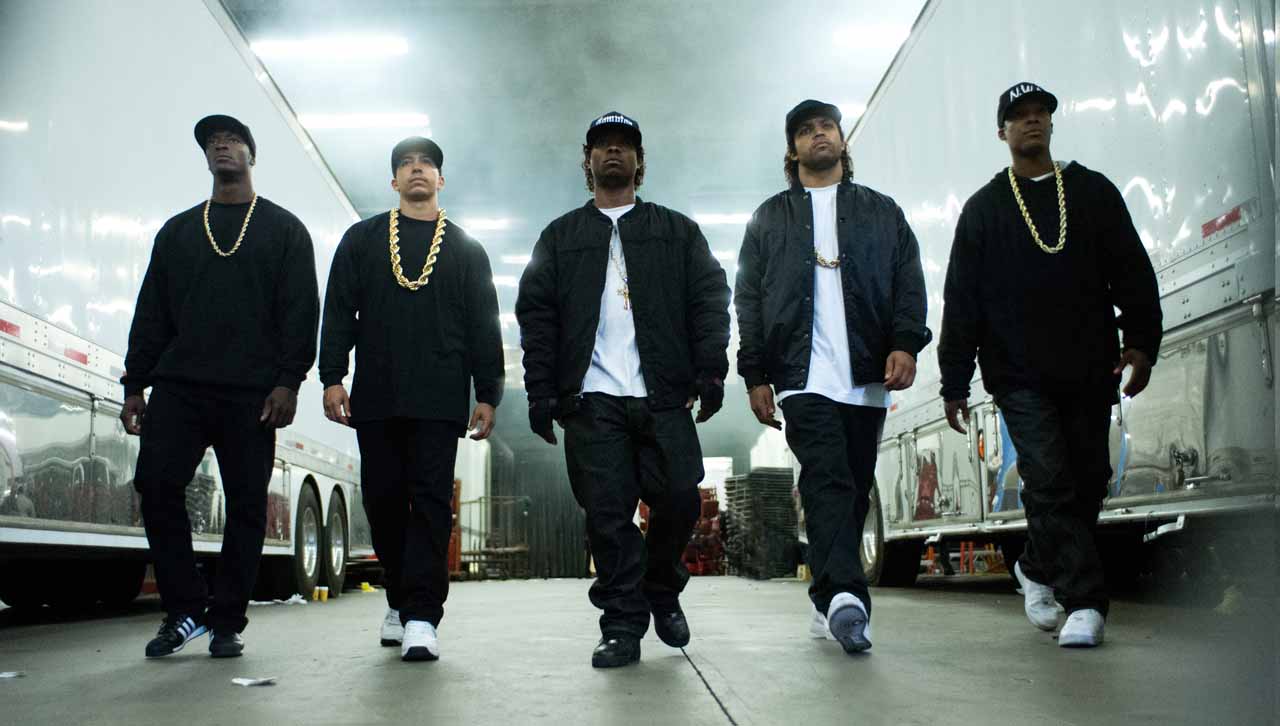 straightouttacompton0002.jpg