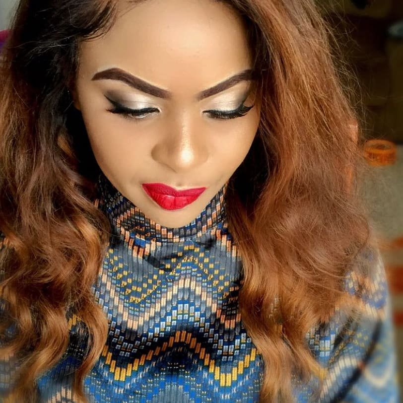 She’s not there to perform! Size 8 goes back to school