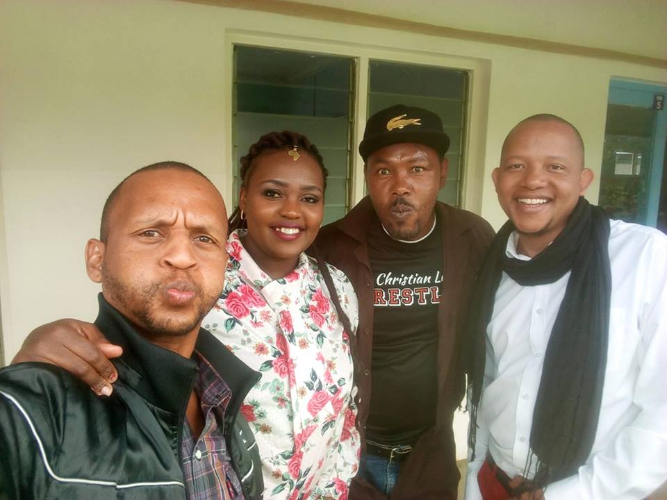 OJ with fellow Tahidi High actors