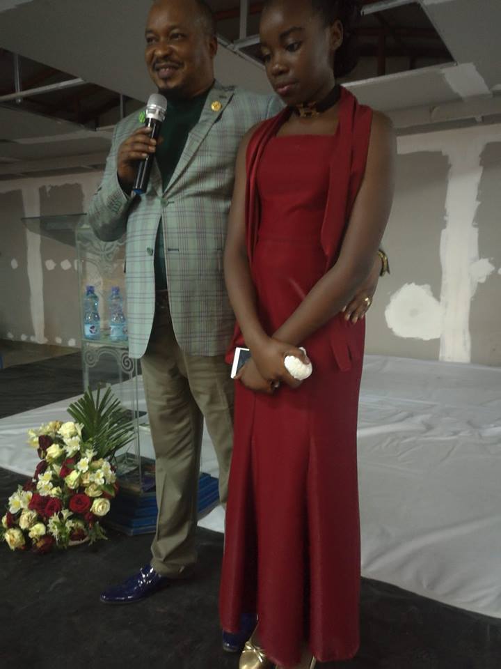 Prophet Elisha Muliri with his 11 year old daughter Wonder Glory when they visited Nairobi