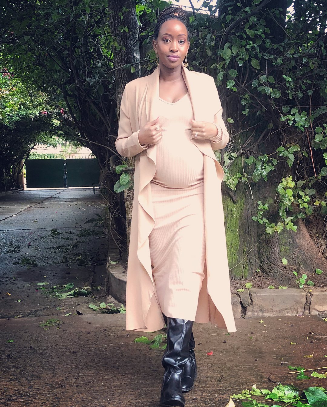 Janet Mbugua flaunts her baby bump