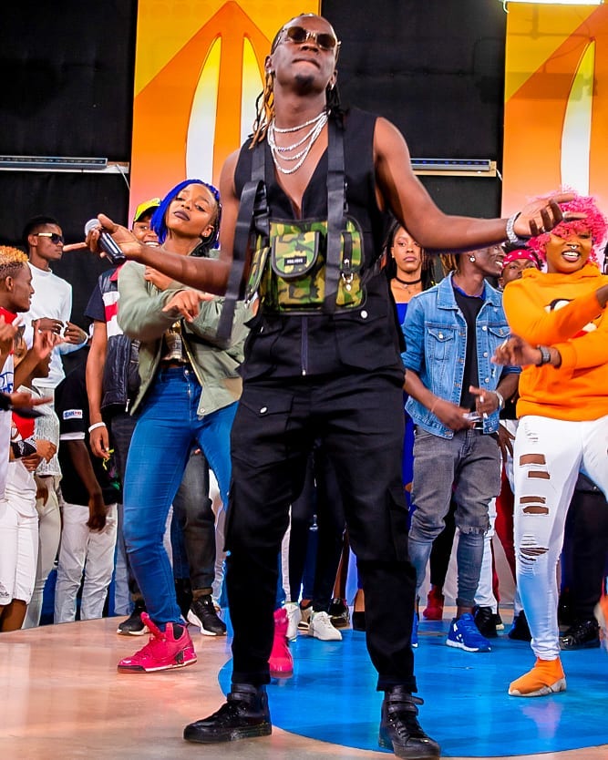 Willy Paul performing on Citizen TV's 10 Over 10 last Friday