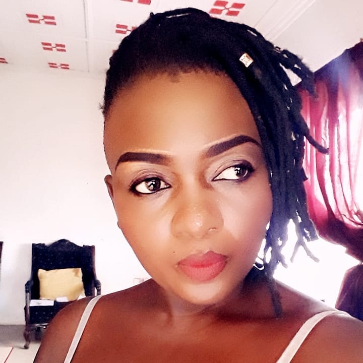 ¨Wapumbavu nyinyi!¨ legendary Coast-based Nyota Ndogo looses her cool and hurls insults at Kenyans
