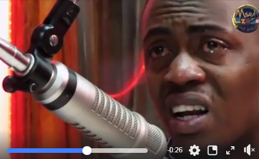 Video: Weezdom cries like a little boy while denying he exposed Mr Seed for sleeping with fan 