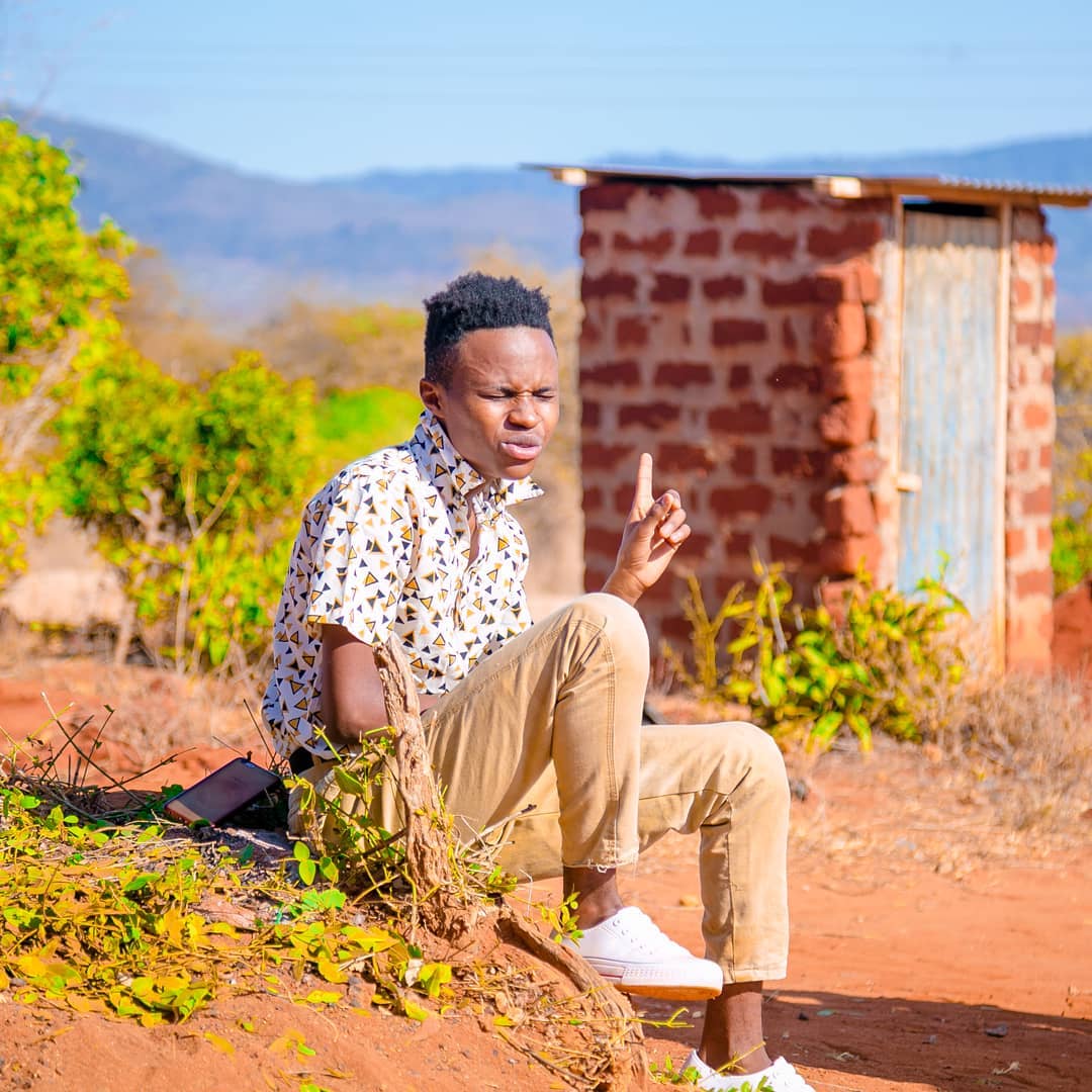 Bahati’s  Peter Blessing  blesses us with ‘Bado Nasubiri”
