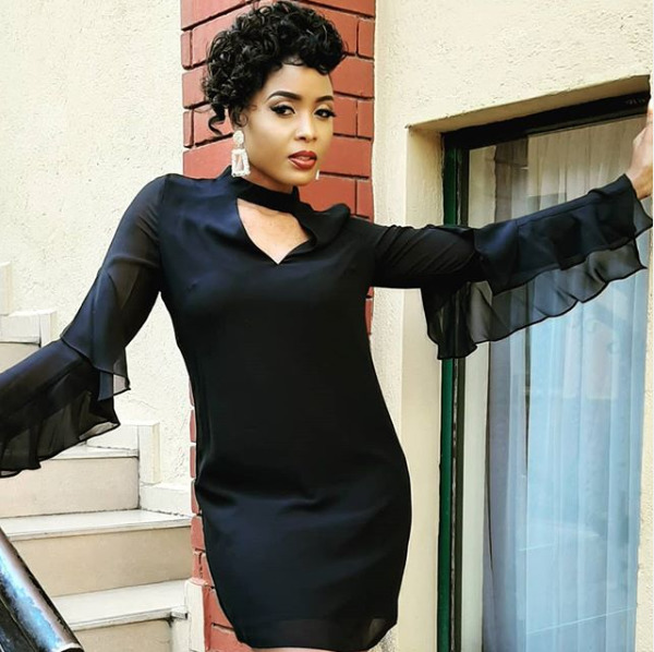 ¨It’s a FAKE account!¨ Kush Tracey blasts female user impersonating her on Tinder