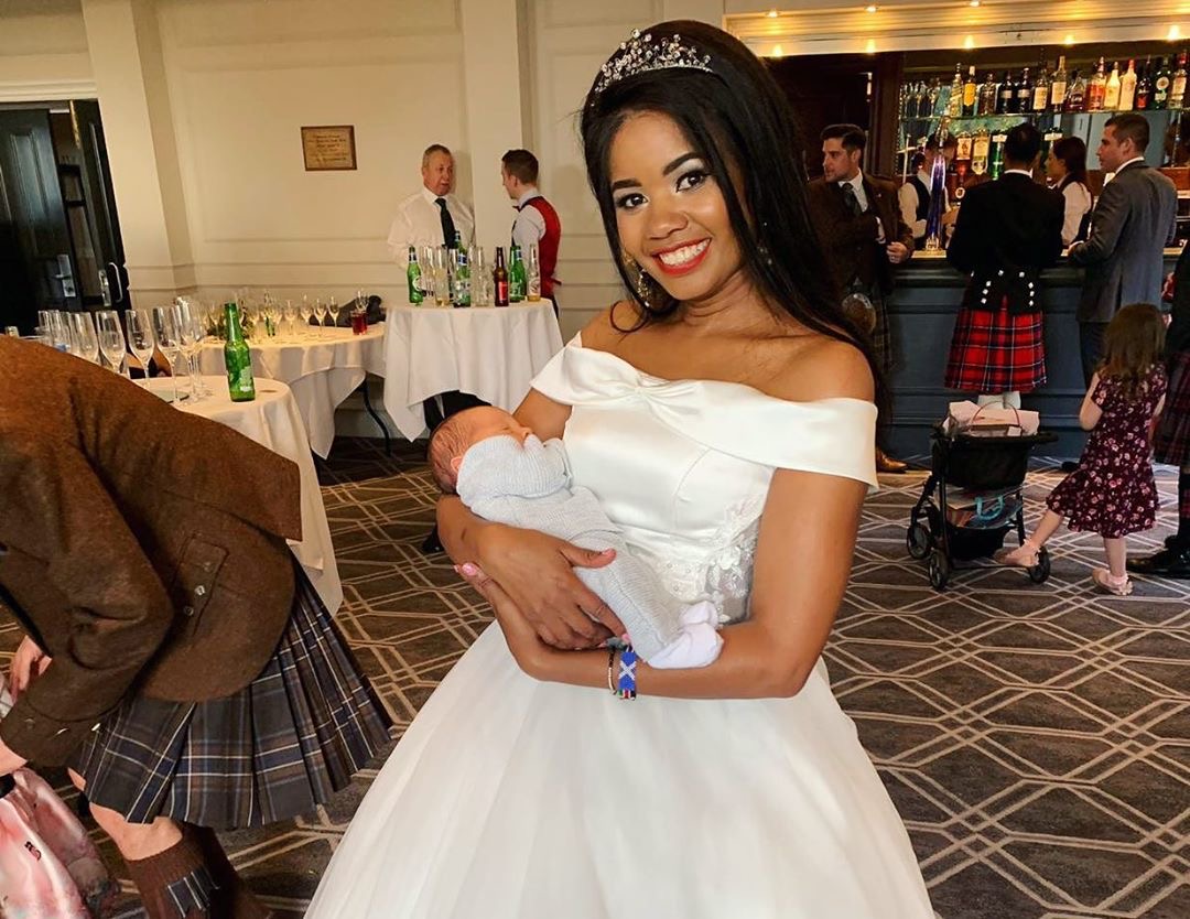 Singer Laika weds the love of her in London
