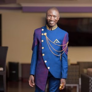 Kenyan singer Jegede is back with a new tune dubbed Wakilisha. Jegede in the musical film "Wakilisha" featuring The Allstars: Nameless, Jerry Ogalo, Big Pin, Daddy Andre, Stivo Simple Boy, Fundi Frank and Vdj Jones. Directed by Deska Torres.