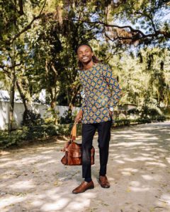 Barnaba says 'Sichomoi' in new love song