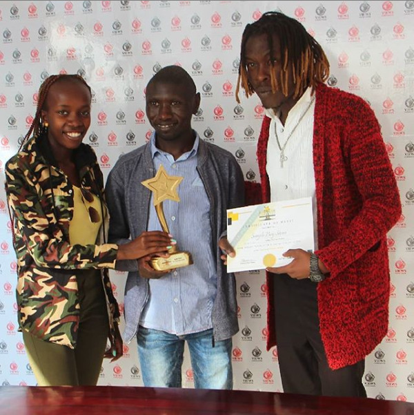 Stivo Simple Boy clinches first ever award, beats music bigwigs at their own game
