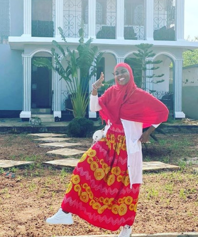 Queen Darleen shows off new palatial home, still under construction [photos]