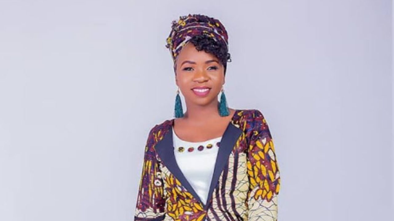 Evelyn Wanjiru praises God in 'Sitaogopa'