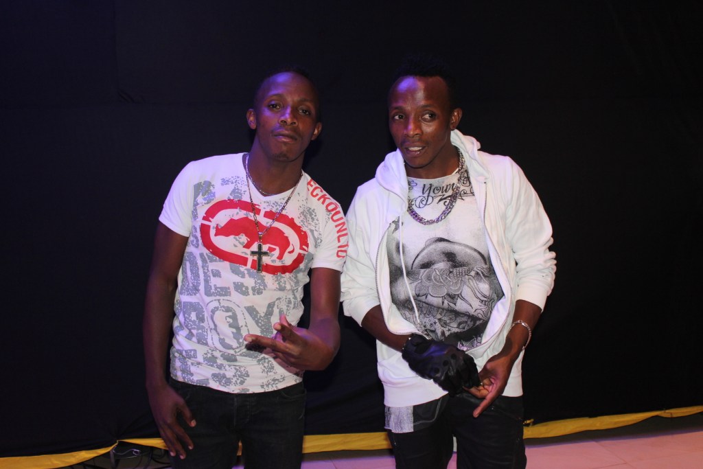¨He was still alive when we found him but delays cost his death¨ Papa Dennis´ twin brother recounts