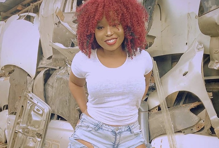 Struggling video vixen Akinyi ‘living large’ weeks after sharing emotional video begging for rent (Video)
