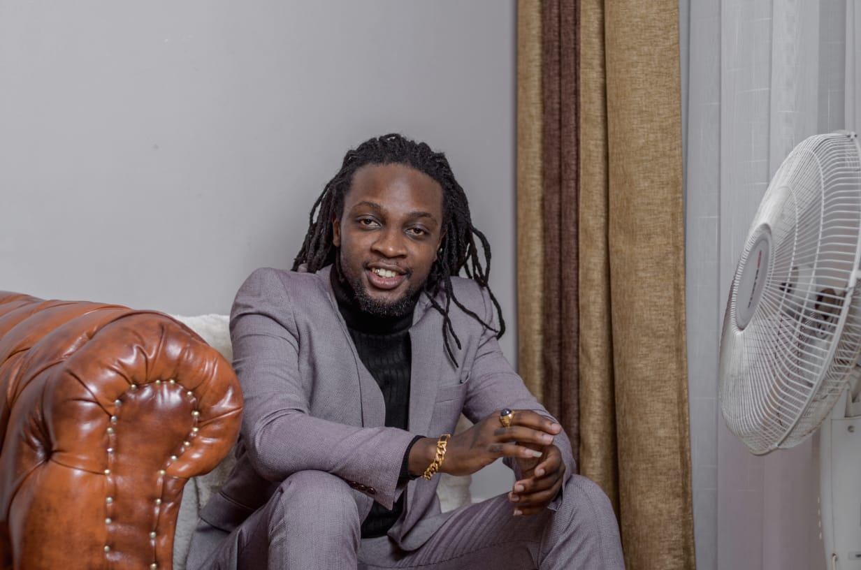 Dancehall star Mic Syndykate drops new sizzling jam dubbed ‘Money Man Ah Pree’ (Video)