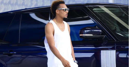 KRG the Don Spotted Throwing Money At A Lady In Public After Slight Accident (Video)
