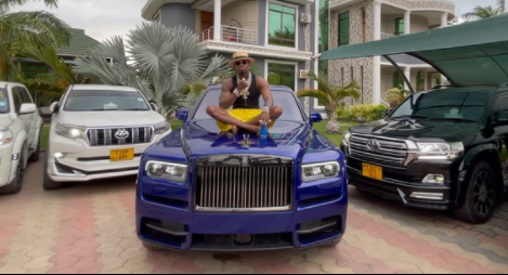Go Getter Indeed! Diamond Platnumz Flaunts His Brand New Rolls-Royce (Video)
