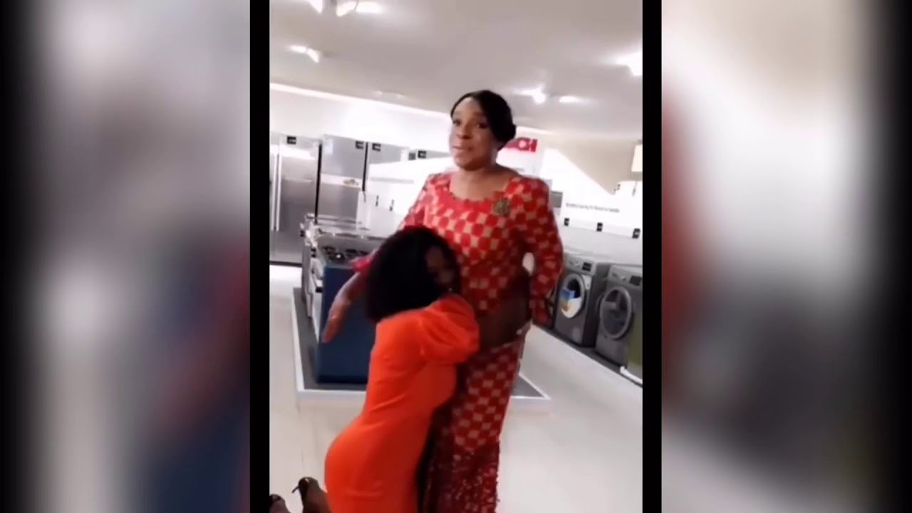 Mercy Johnson Kneels in Respect to Veteran Actress, Liz Benson Amaye
