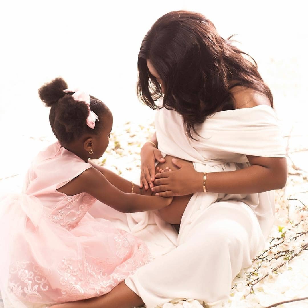 Photos from the maternity shoot of Dr. Sid’s wife, Simi Esiri