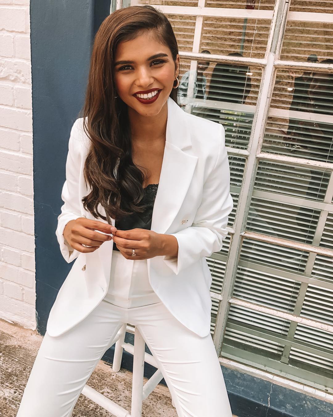 Aisha Baker graces cover of Cosmopolitan magazine (Photo)