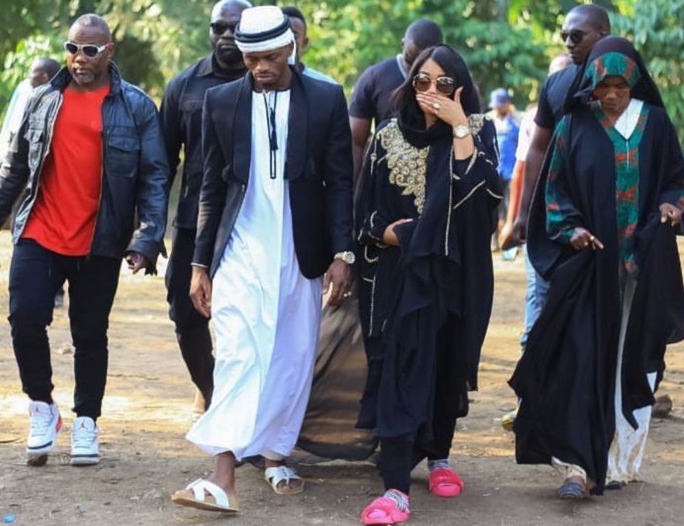 Hii ndo sababu Diamond alirejea Tanzania kwa upesi baada ya kuzika mamake Zari