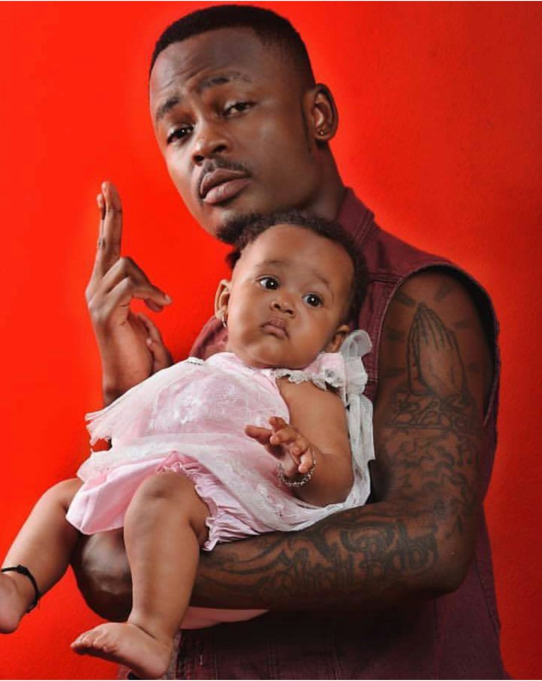 Nuh Mziwanda Azidi Kumlilia Binti Yake Adai Mama Yake Anaenda Naye Kwa Wanaume Wengine