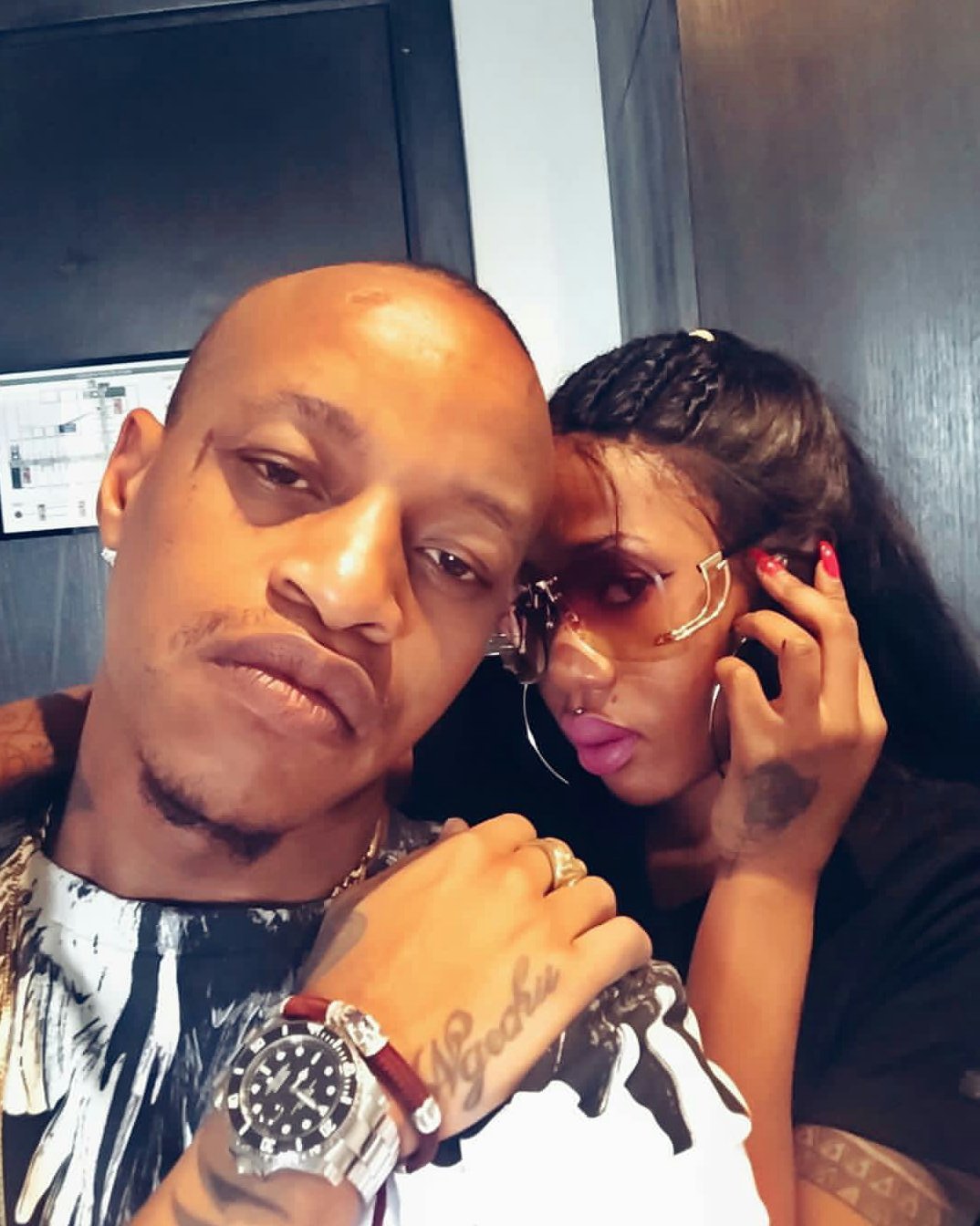 Prezzo Awachana Wasiopenda Penzi Lake Na Amber Lulu