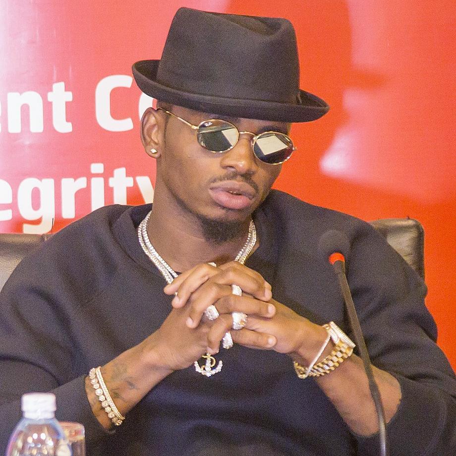 Mwanamke Mkenya Aganda Nyumbani Kwa Diamond Akidai Amezaa Naye