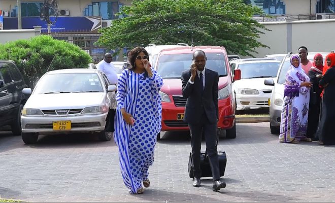 Wema Sepetu Afika Mahakamani na Wakili Mpya,ni Alberto Msando