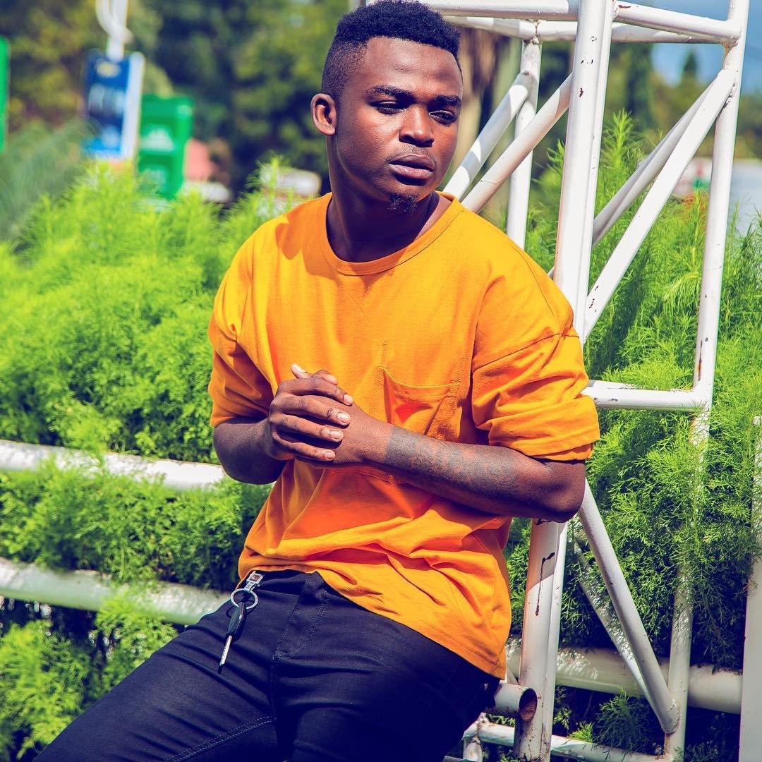 Aslay kakua Maswala ya Mapenzi Muachieni Mwenyewe.-Fela